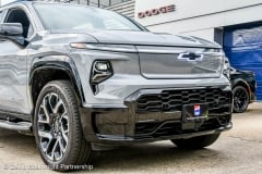 2025-CHEVROLET-SILVERADO-RST-EV-SLATE-GREY-32