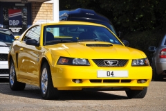 Mustang Screaming Yellow