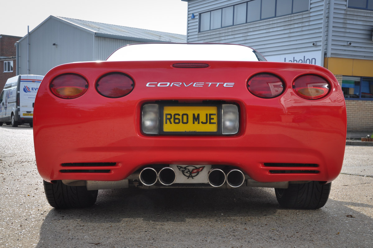 Red Corvette C5