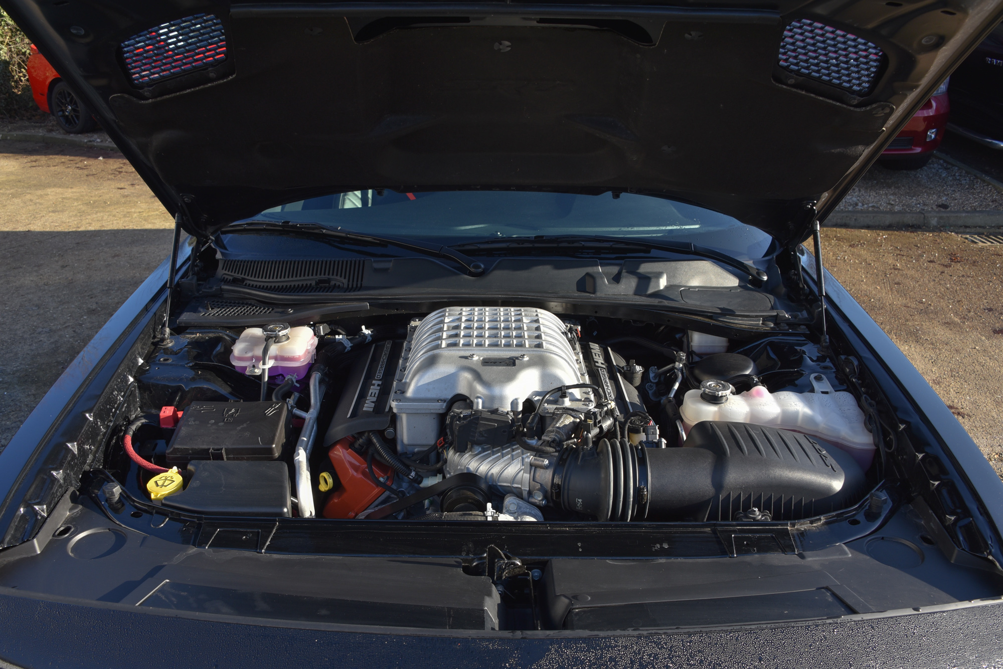 Challenger Hellcat Engine