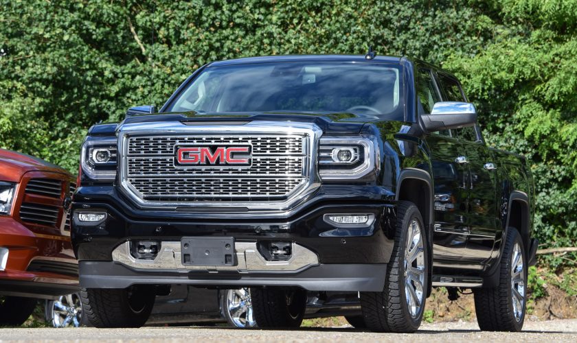 GMC SIERRA DENALI 4x4 ULTIMATE