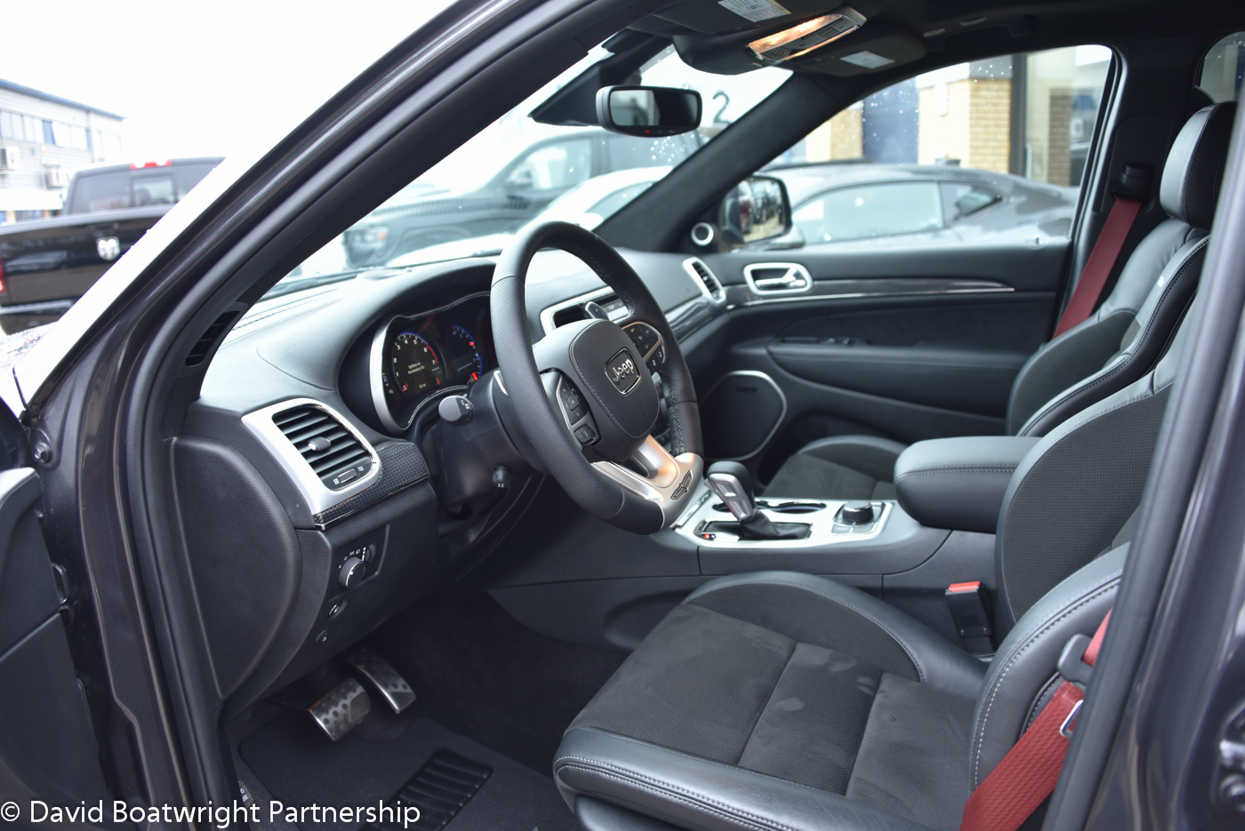 Beautiful and fast ... 2019 Jeep Trackhawk in Granite Crystal