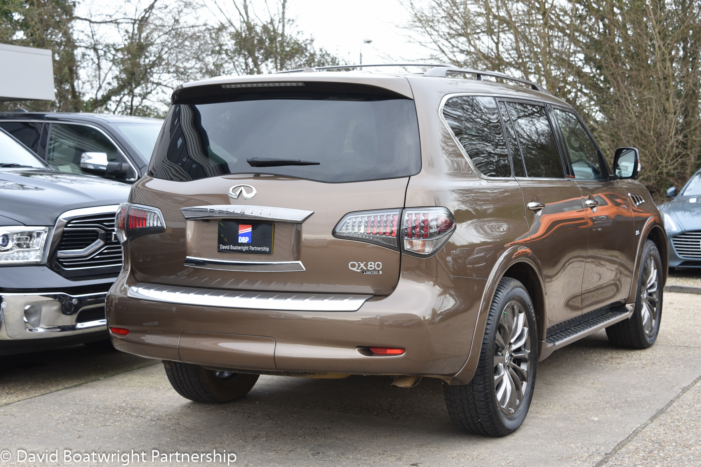 Luxury Seven Seater - Escalade and Navigator Equivalent