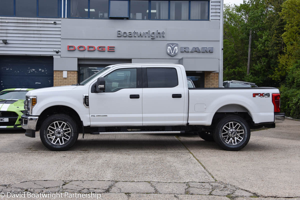 Ford F-250 Diesel White