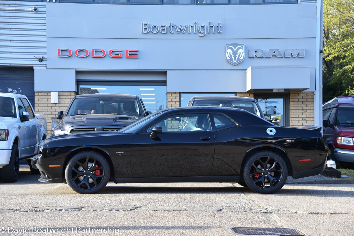 2017 Dodge Challenger RT V8 Auto