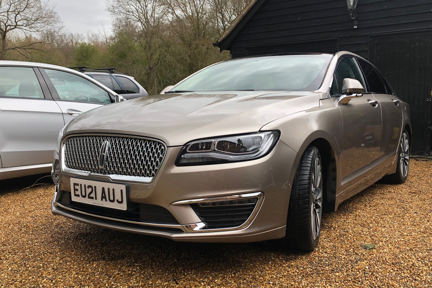 Petrol Hybrid Saloon Car: Lincoln MKZ - 21 Registration