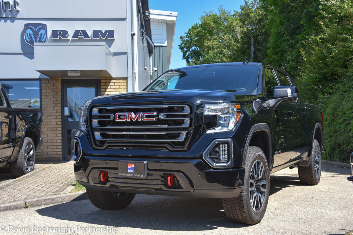 New 2021 GMC Sierra AT4