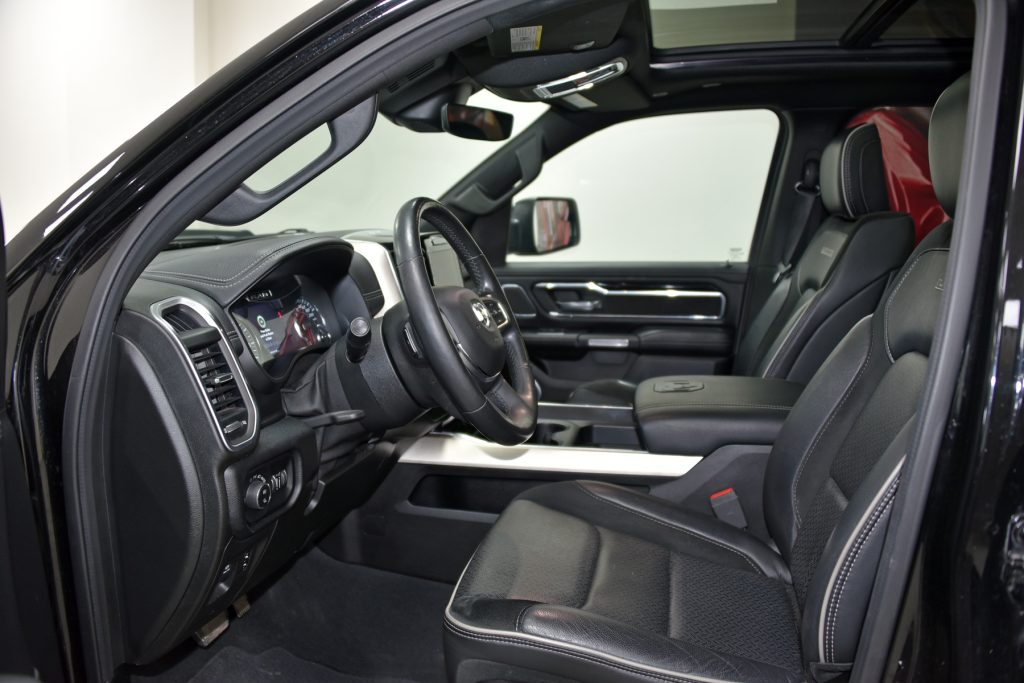 Dodge Ram Laramie Black