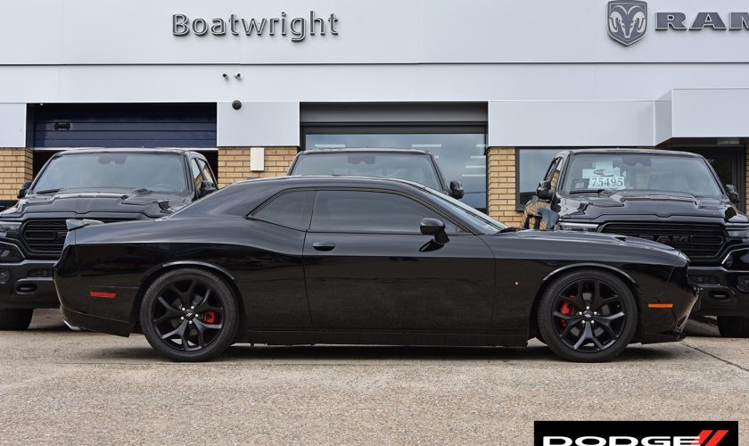 Dodge Challenger R/T Hemi V8 for sale UK