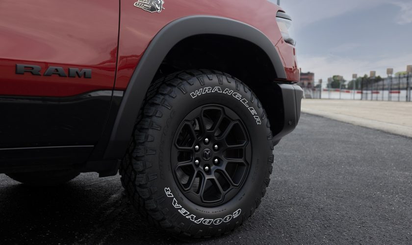 RAM V8 RETURNS