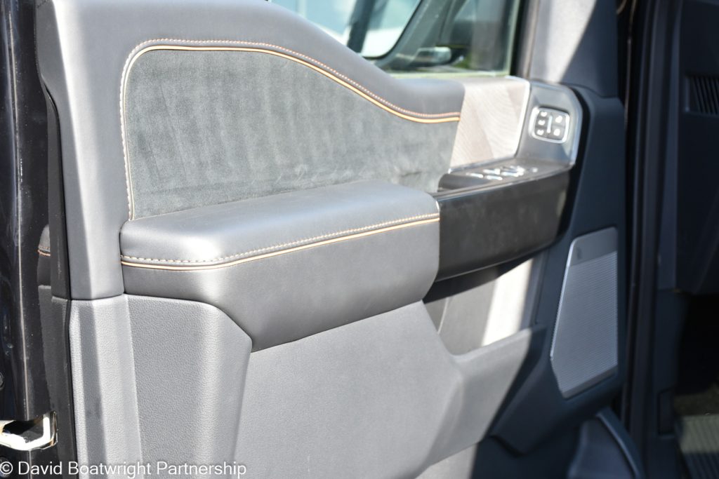 Ford F-150 Platinum Obsidian Black for sale