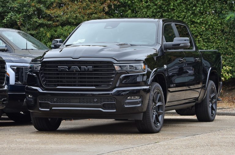 New 2026 Ram Laramie V8 Hemi Black Night Edition