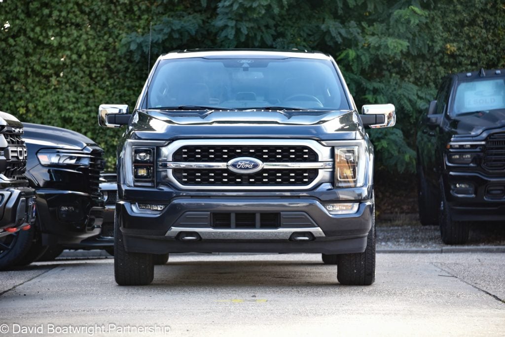 New Ford F-150 Platinum - Front